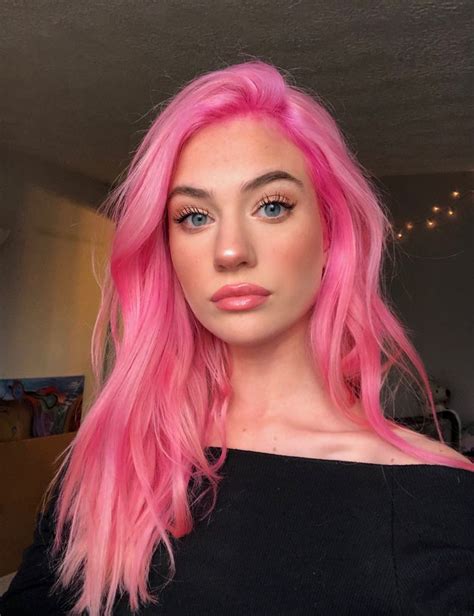 pink haired girl porn|Pink Hair Porn Videos 